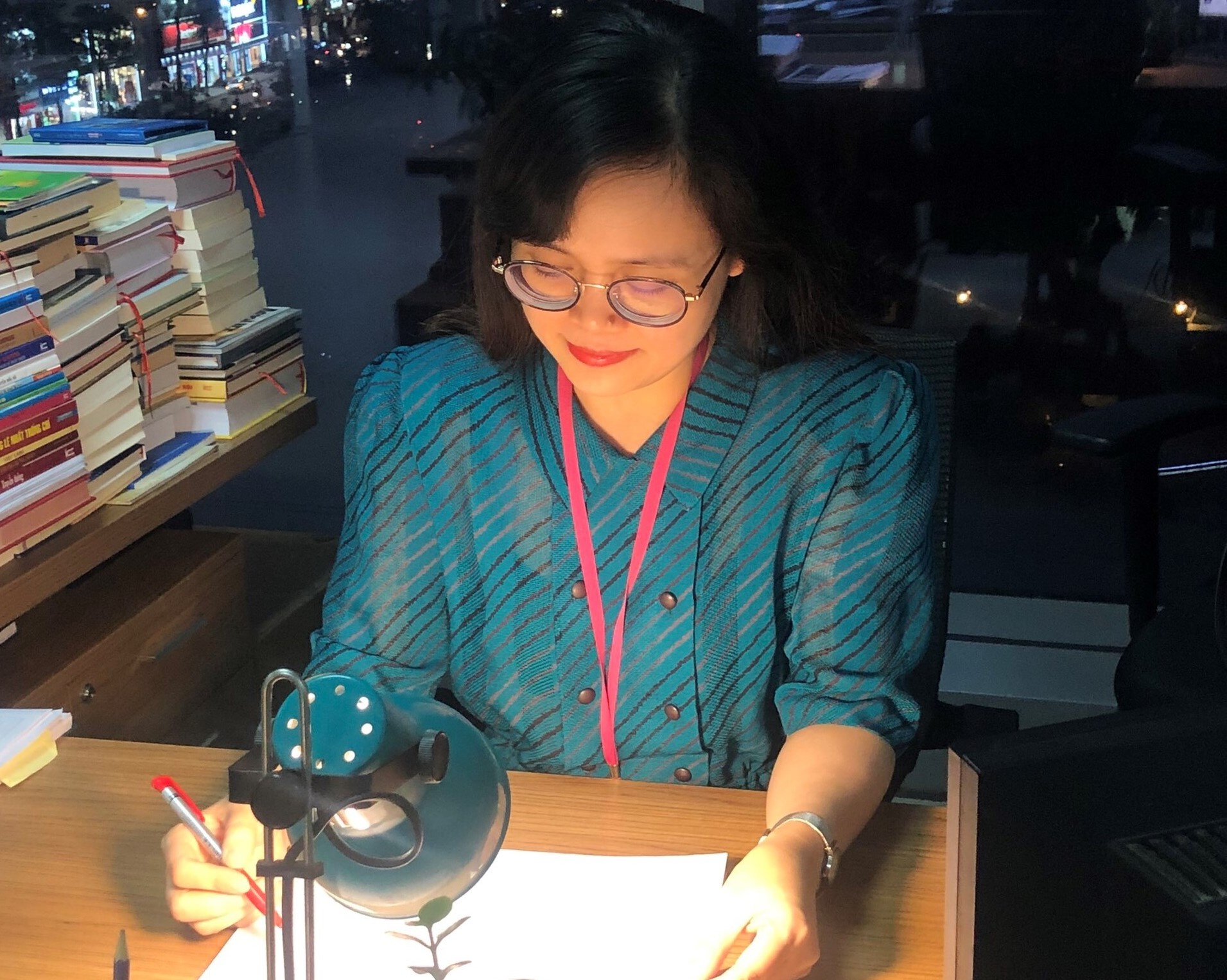 bien tap vien sach anh 2