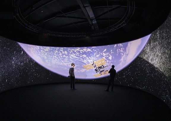 Kham pha moi khong gian bang tri tue nhan tao hinh anh