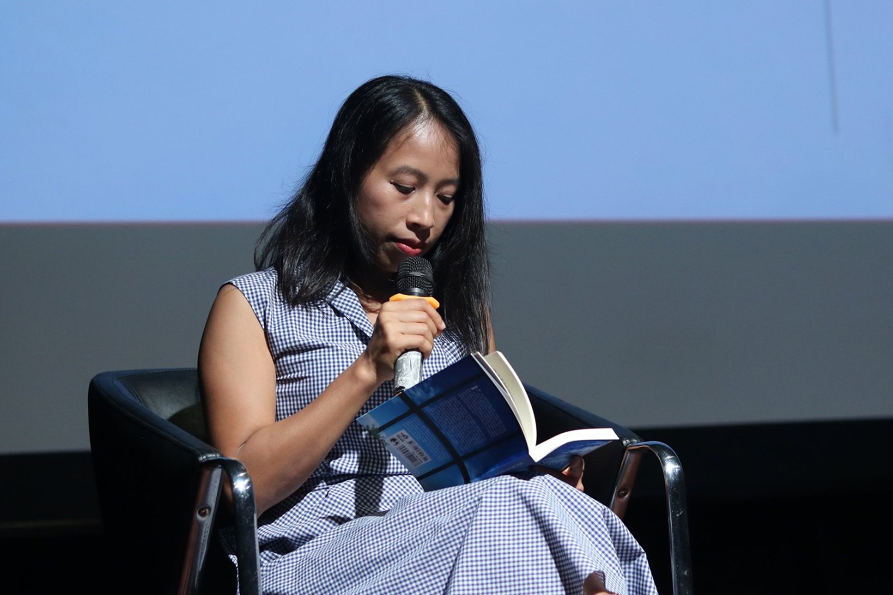 Bien tap vien van hoc anh 1