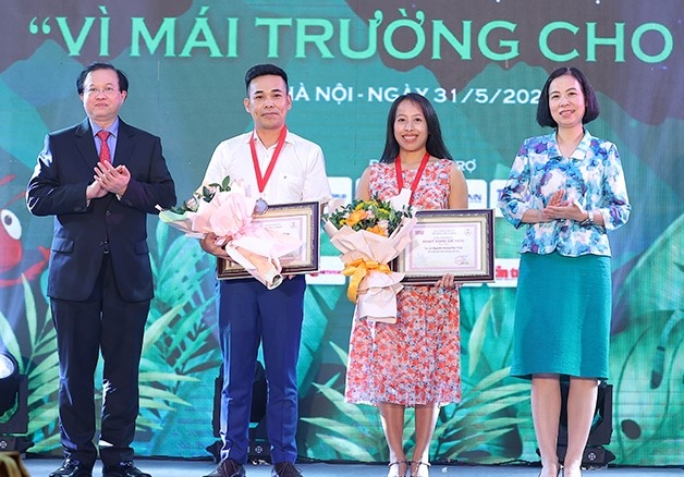 Giai thuong Thieu nhi De Men anh 2