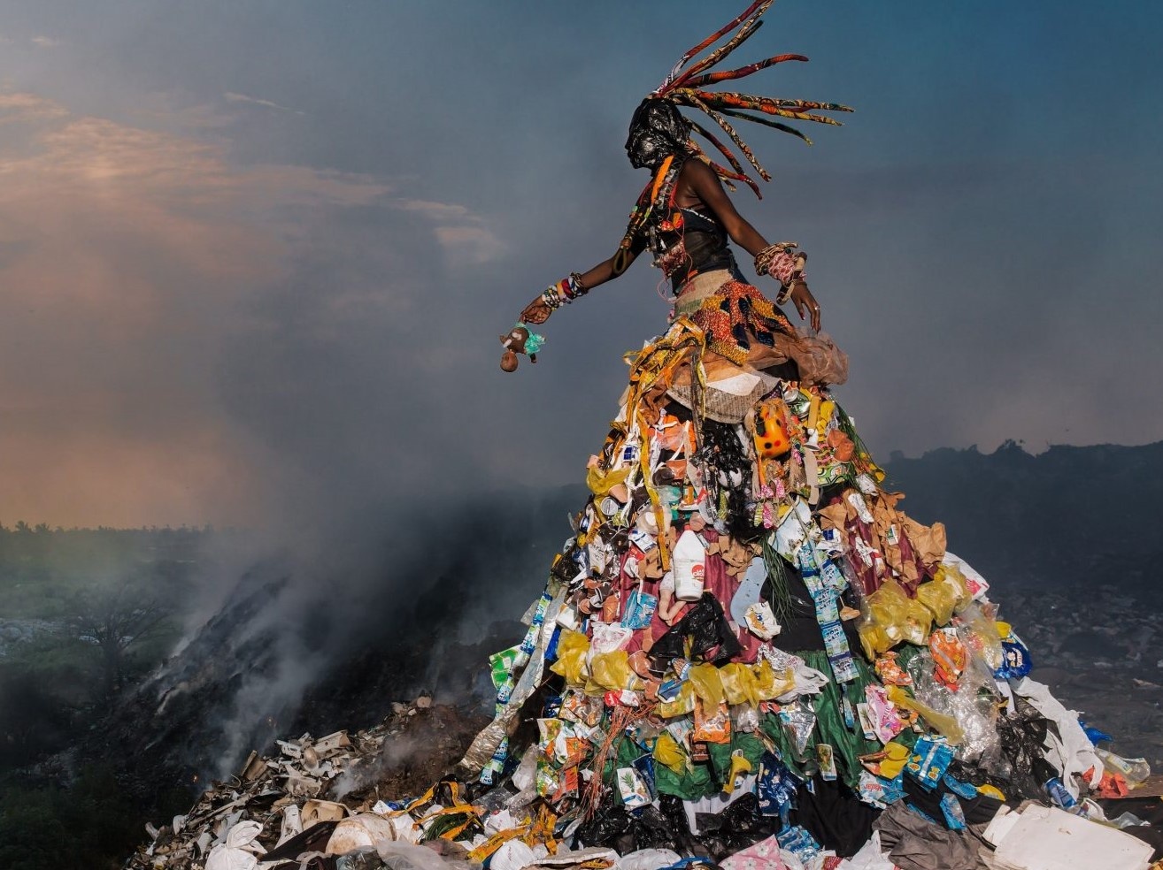 Mua sam vo do anh huong gi den moi truong? hinh anh