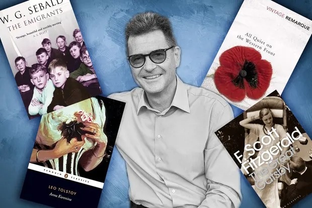 'The Dogs' bi to dao nhieu tieu thuyet kinh dien hinh anh