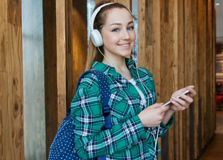 xuat ban Tay Ban Nha anh 1