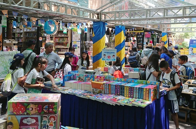 hoi sach thieu nhi anh 1