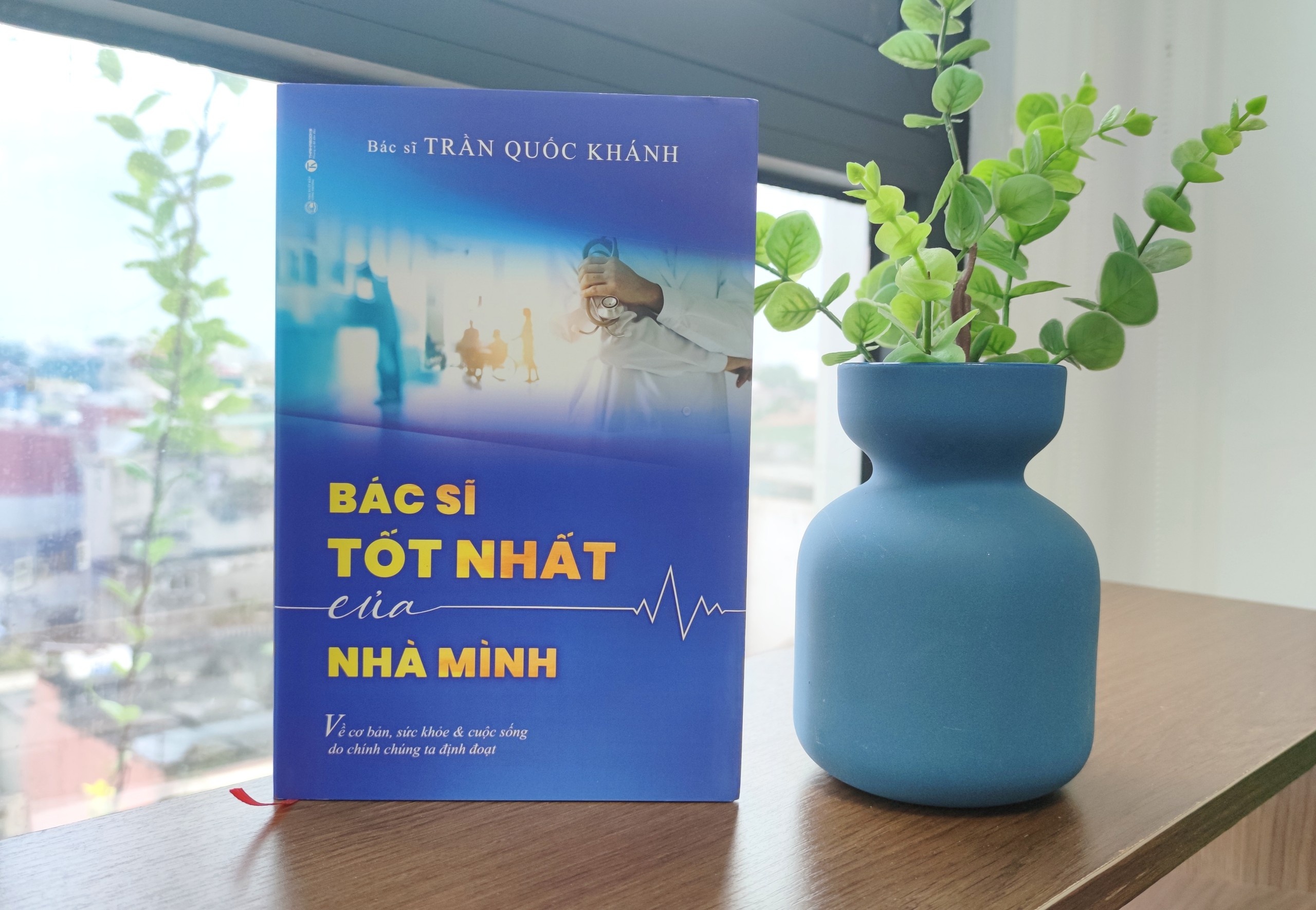 bac si Khanh anh 1