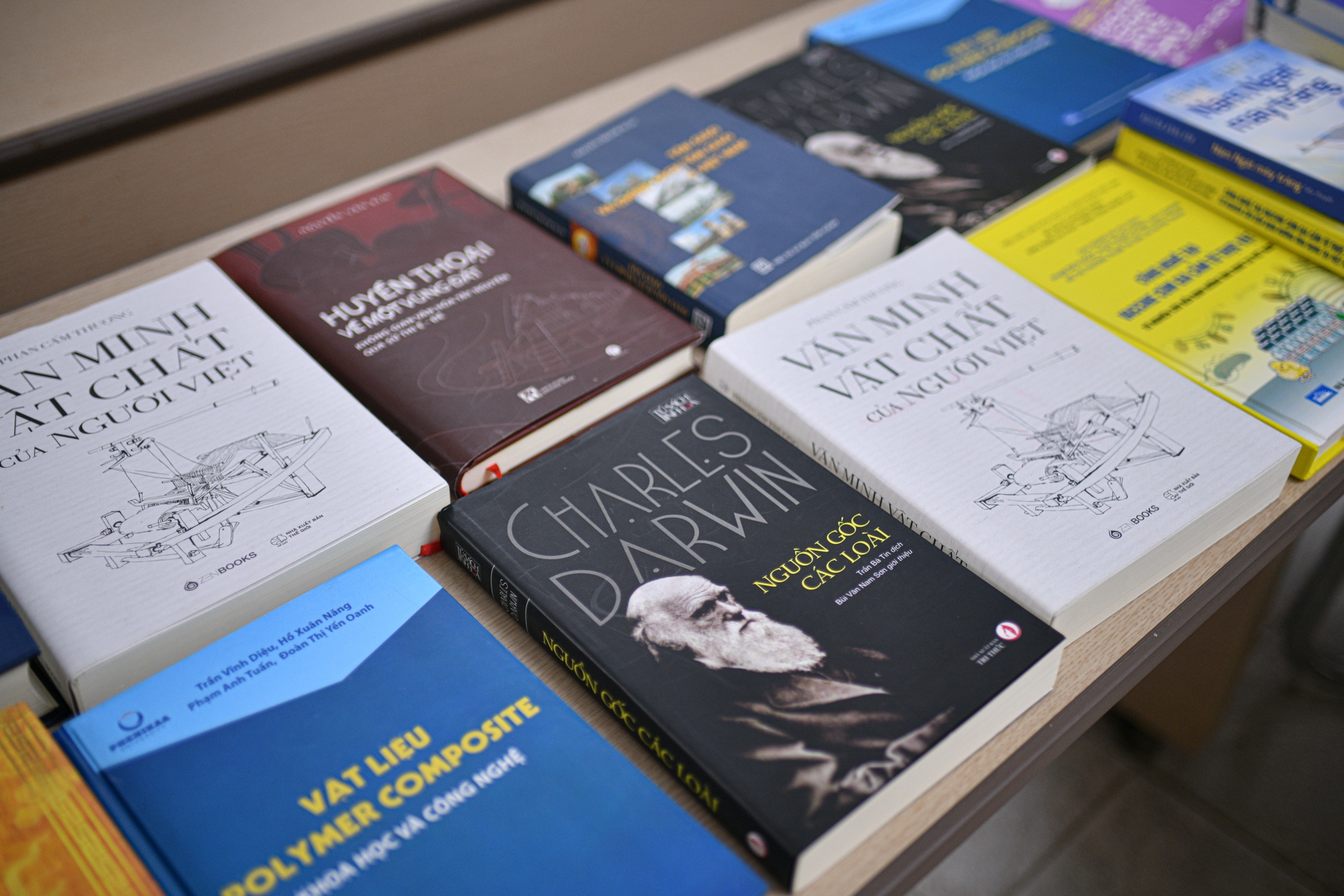 Doc gia du doan tac pham doat Giai thuong Sach quoc gia hinh anh