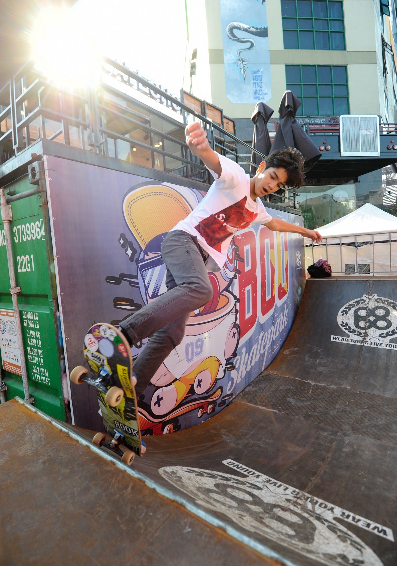 Biểu diễn ván trượt skateboard