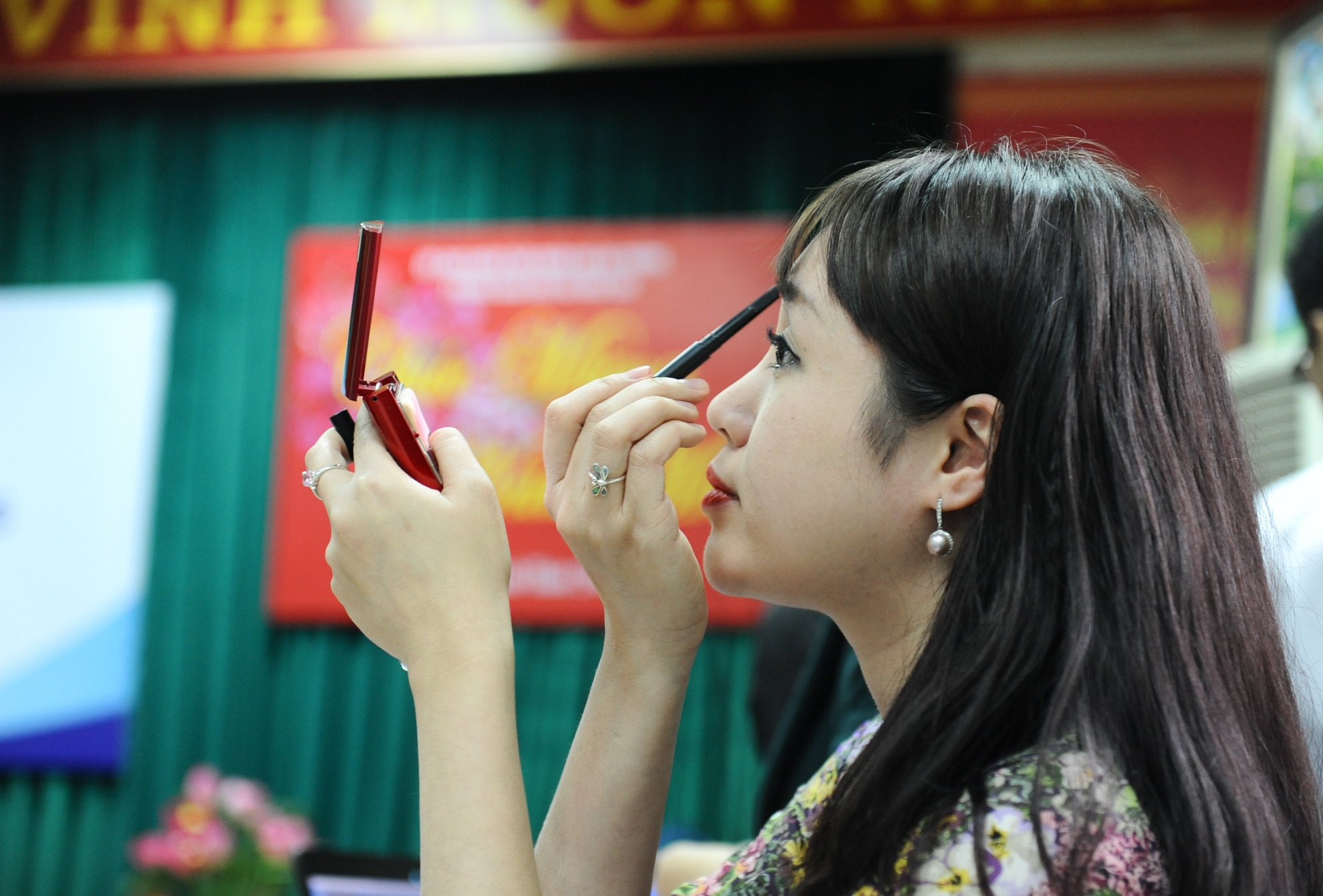 co giao du bao thoi tiet anh 9