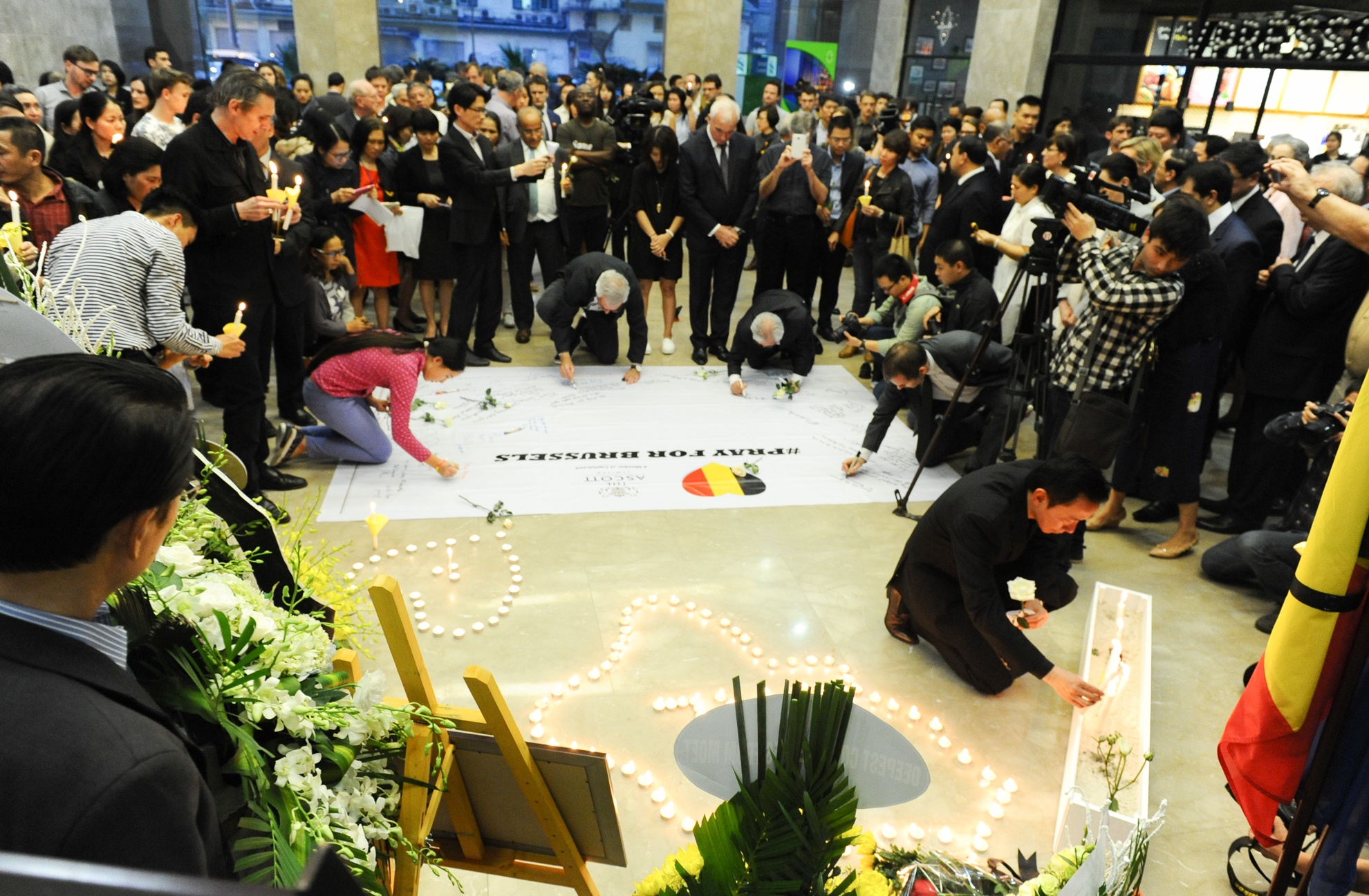 danh bom khung bo o Bi anh 1