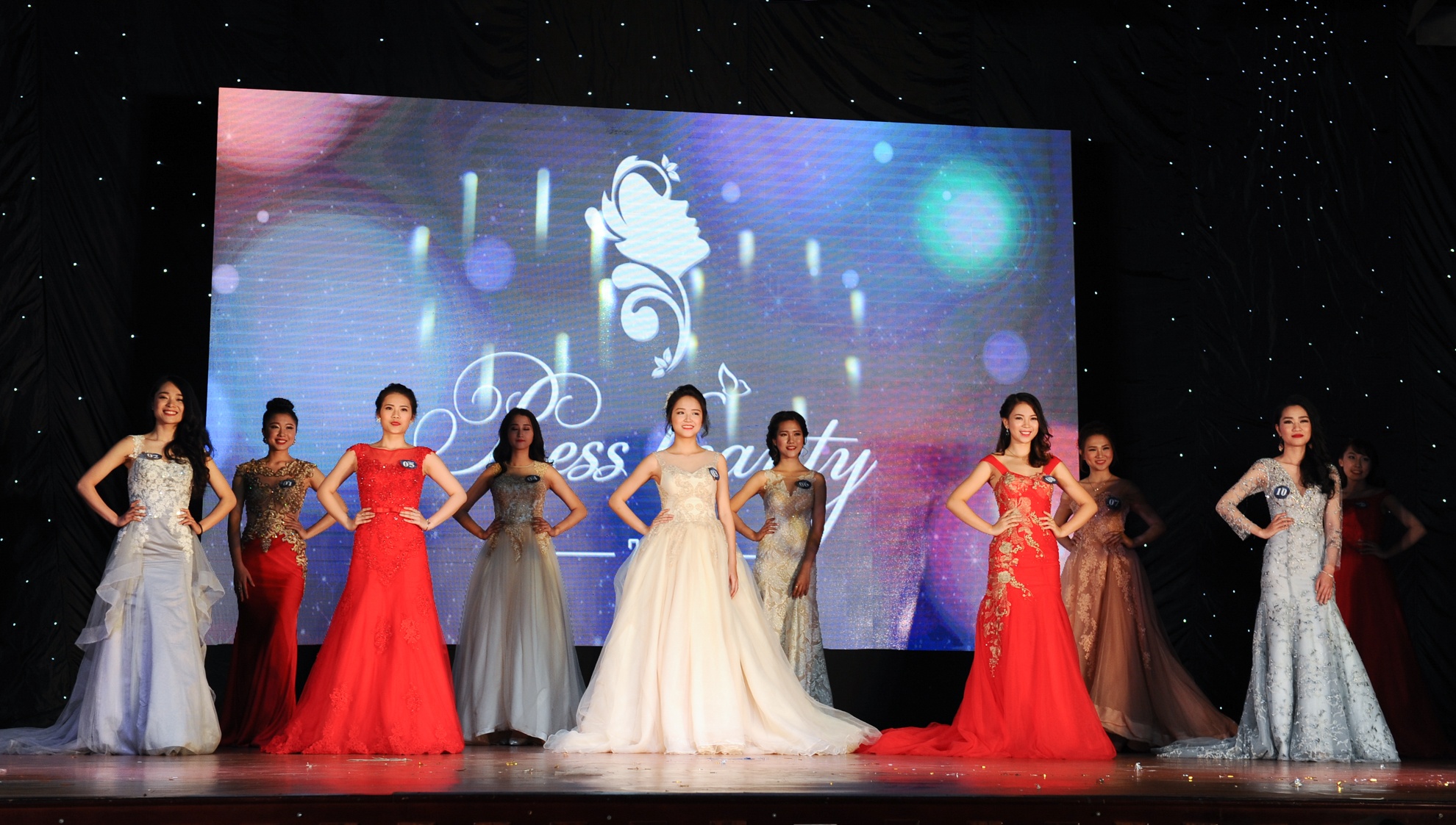 miss báo chí ảnh 1 miss bao chi anh 1