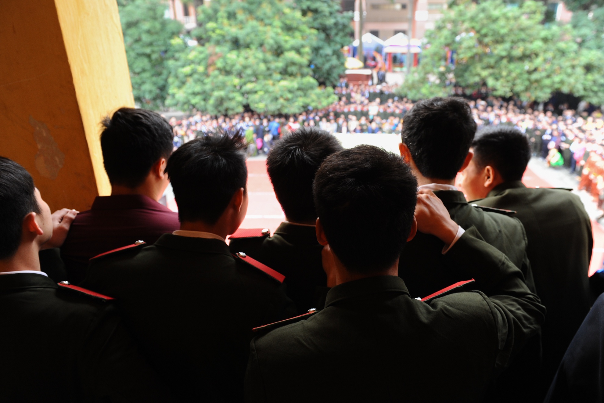 Nu sinh hoc vien an ninh nhay dan vu anh 5