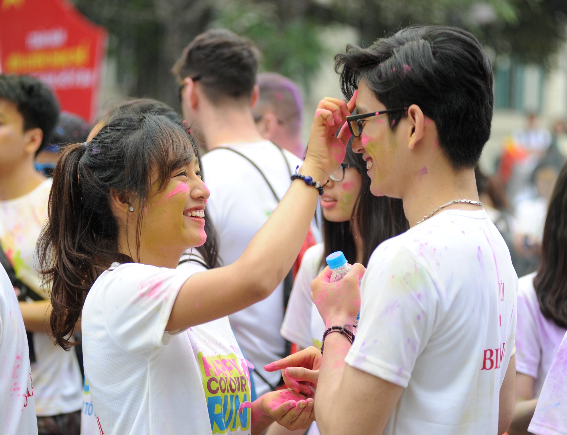 duong chay sac mau ben ho Guom anh 2