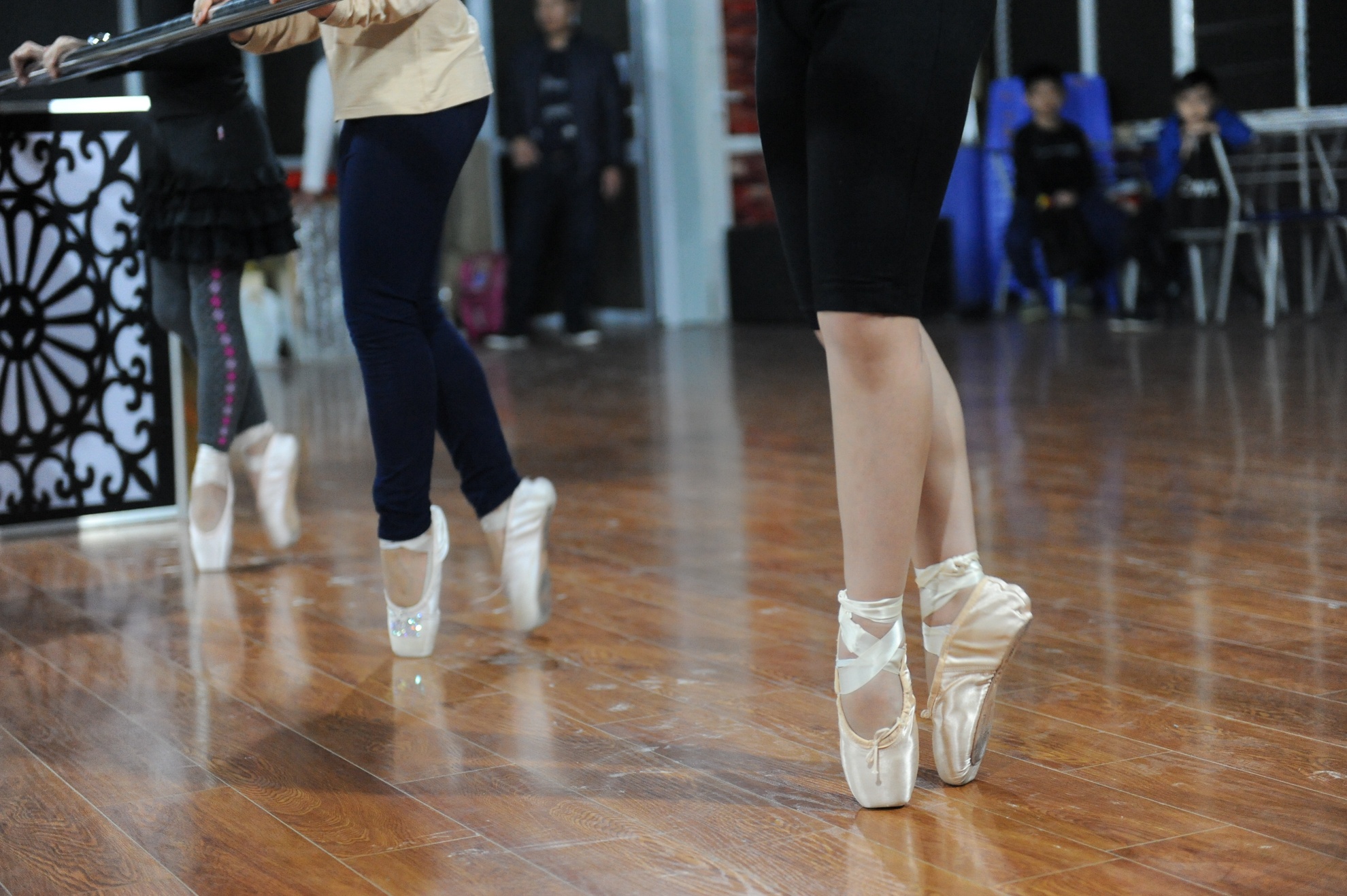 Anh em sinh doi anh 8