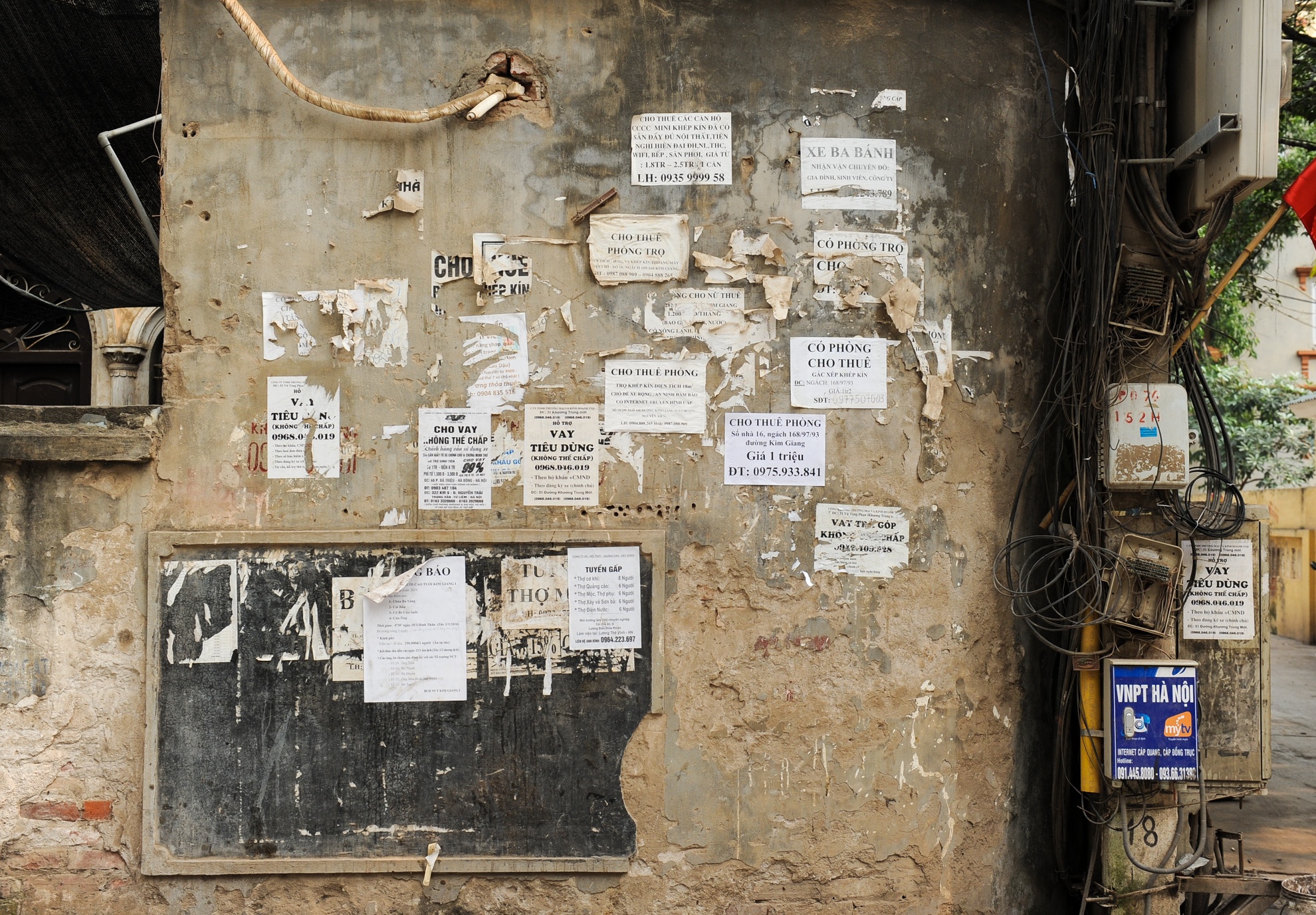 Quang cao rao vat trai phep anh 2