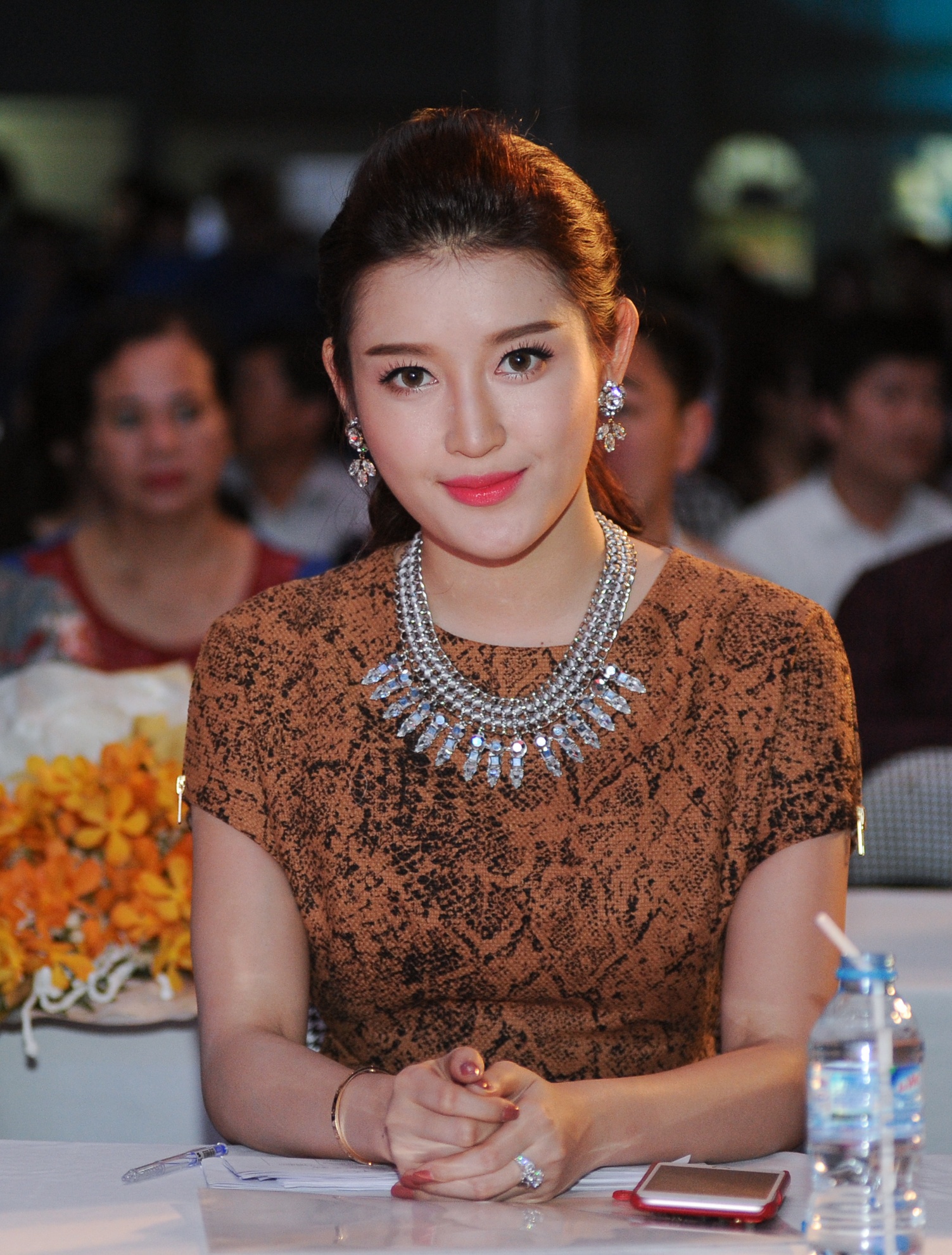 Hoa khoi dai hoc Lao dong xa hoi anh 2