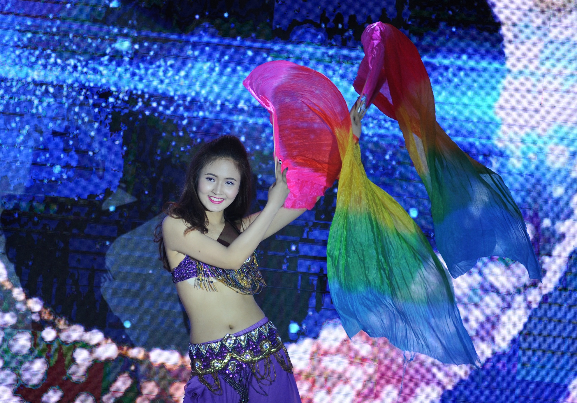 Hoa khoi dai hoc Lao dong xa hoi anh 9