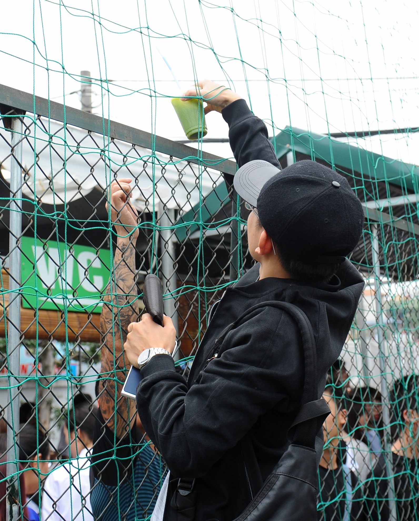 Hoi cho container dong cua anh 12