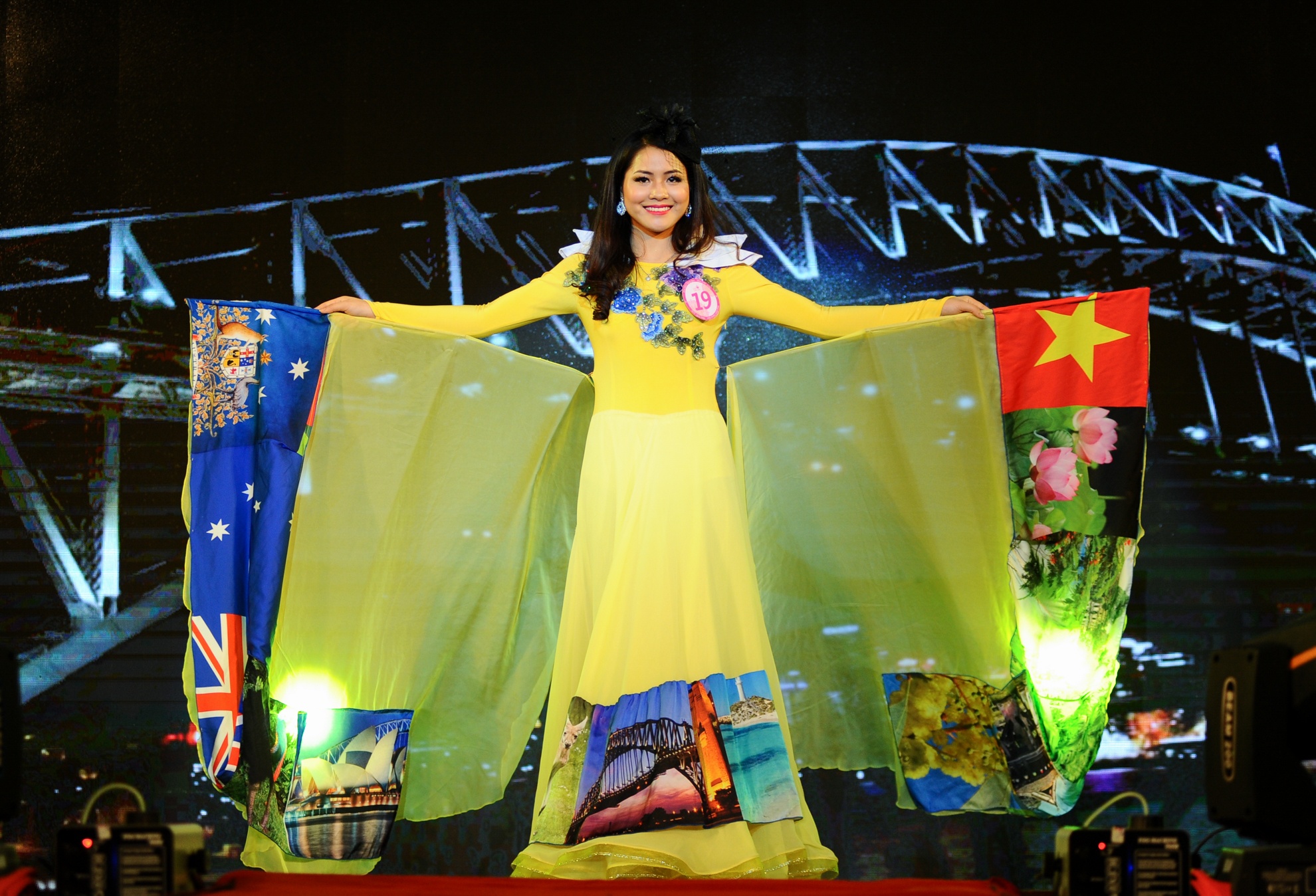 hoa khôi ngoại giao ảnh 9 hoa khoi ngoai giao anh 9