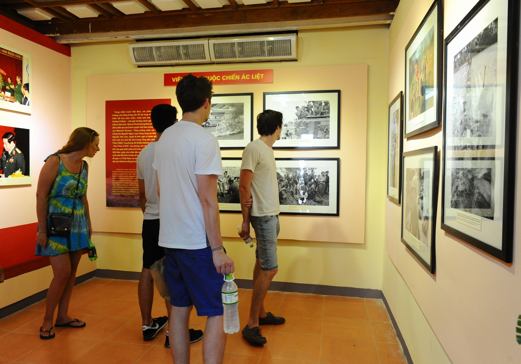 Triển lãm Ký ức chiến tranh  ảnh 9 Trien lam Ky uc chien tranh anh 9