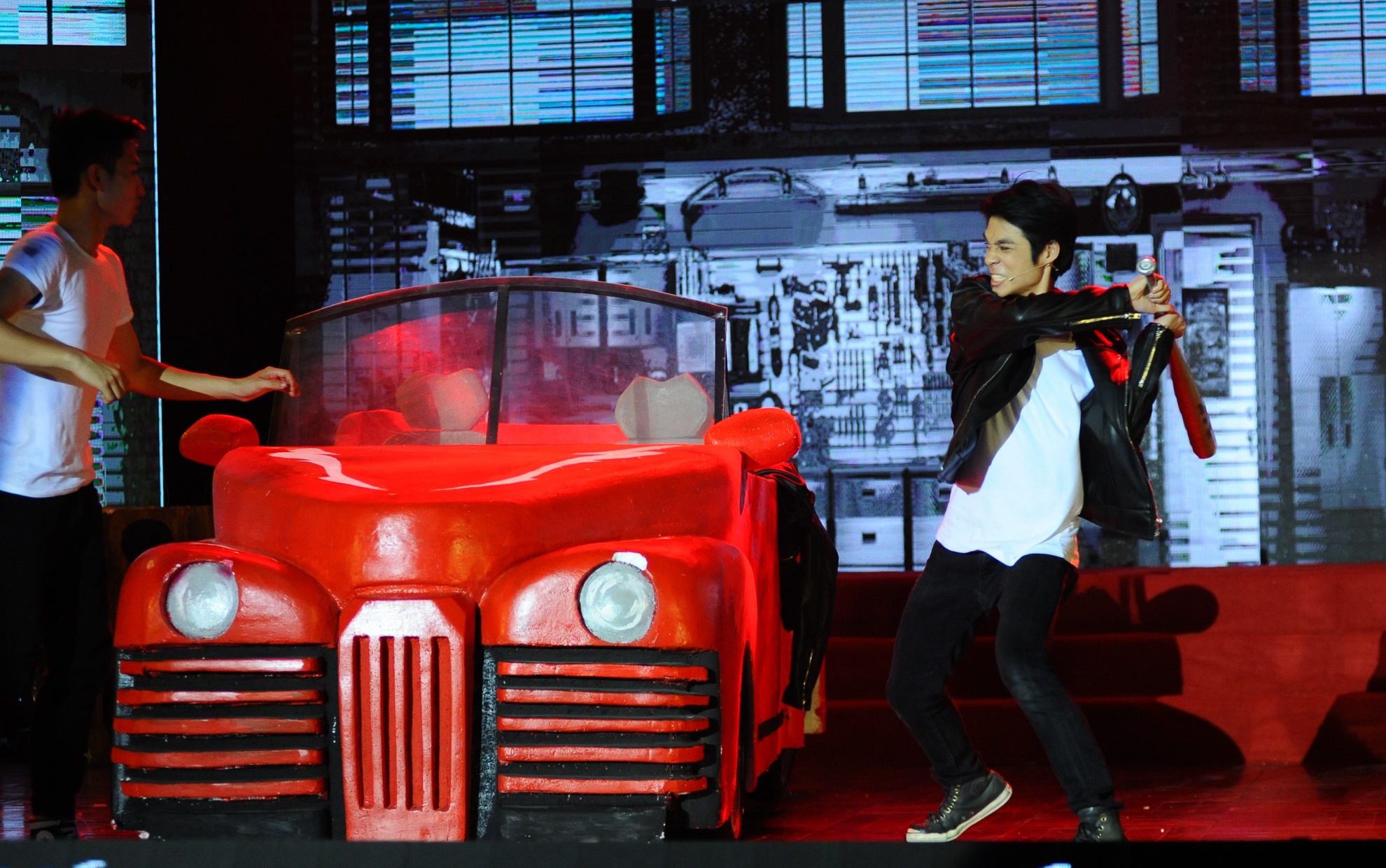 nhac kich tieng Anh anh 10