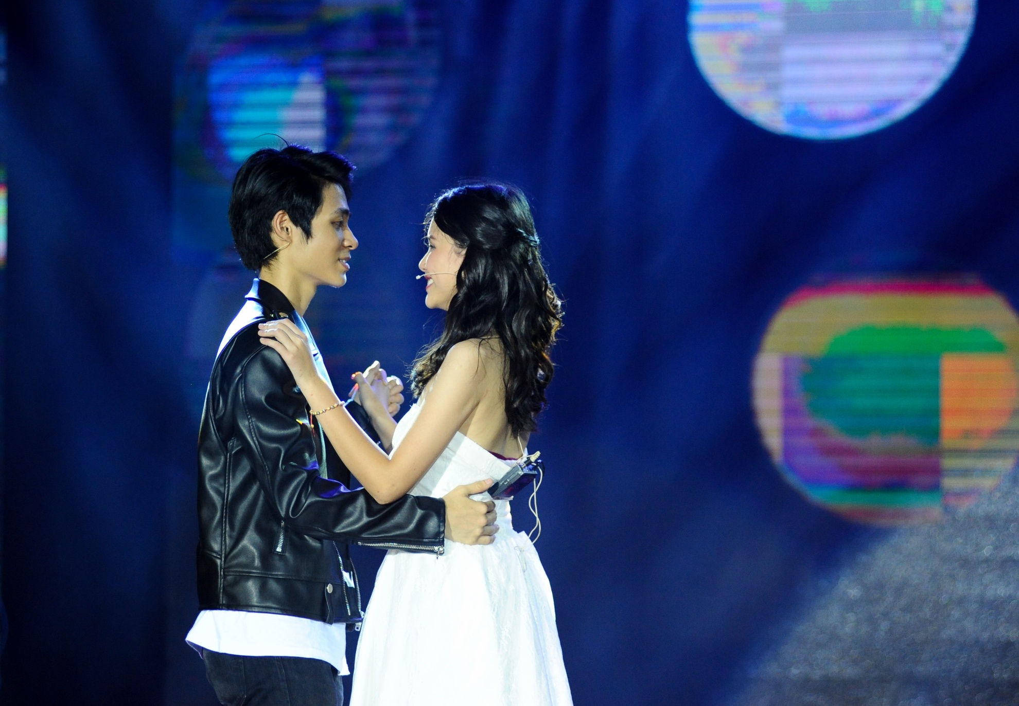 nhac kich tieng Anh anh 11