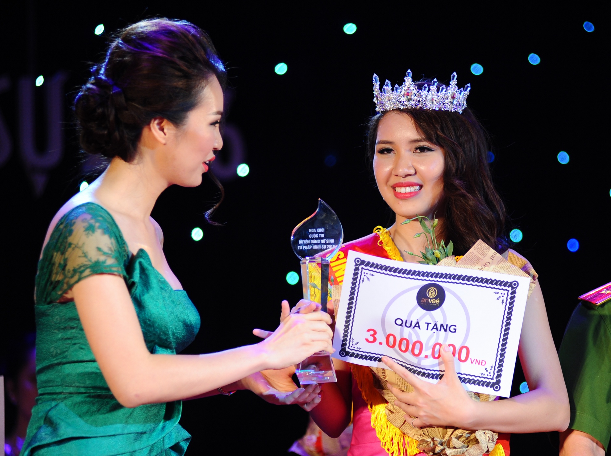 bông hồng thép của Học viện cảnh sát  ảnh 15 bong hong thep cua Hoc vien canh sat anh 15