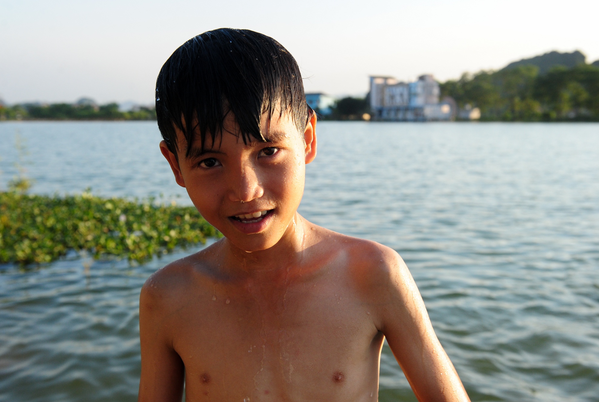 tắm ao làng ngày nắng nóng ảnh 10 tam ao lang ngay nang nong anh 10