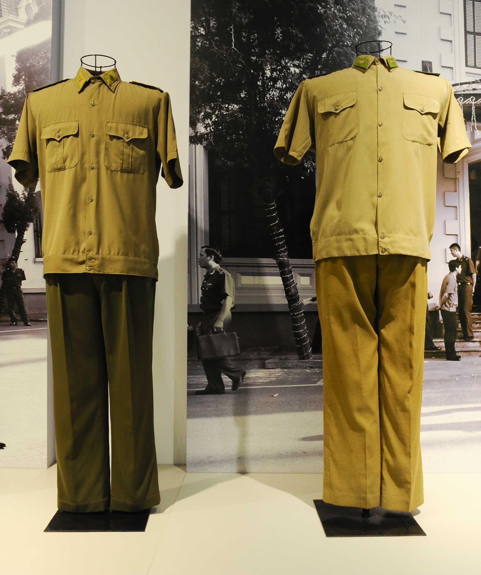 Trang phuc cong an nhan dan anh 6