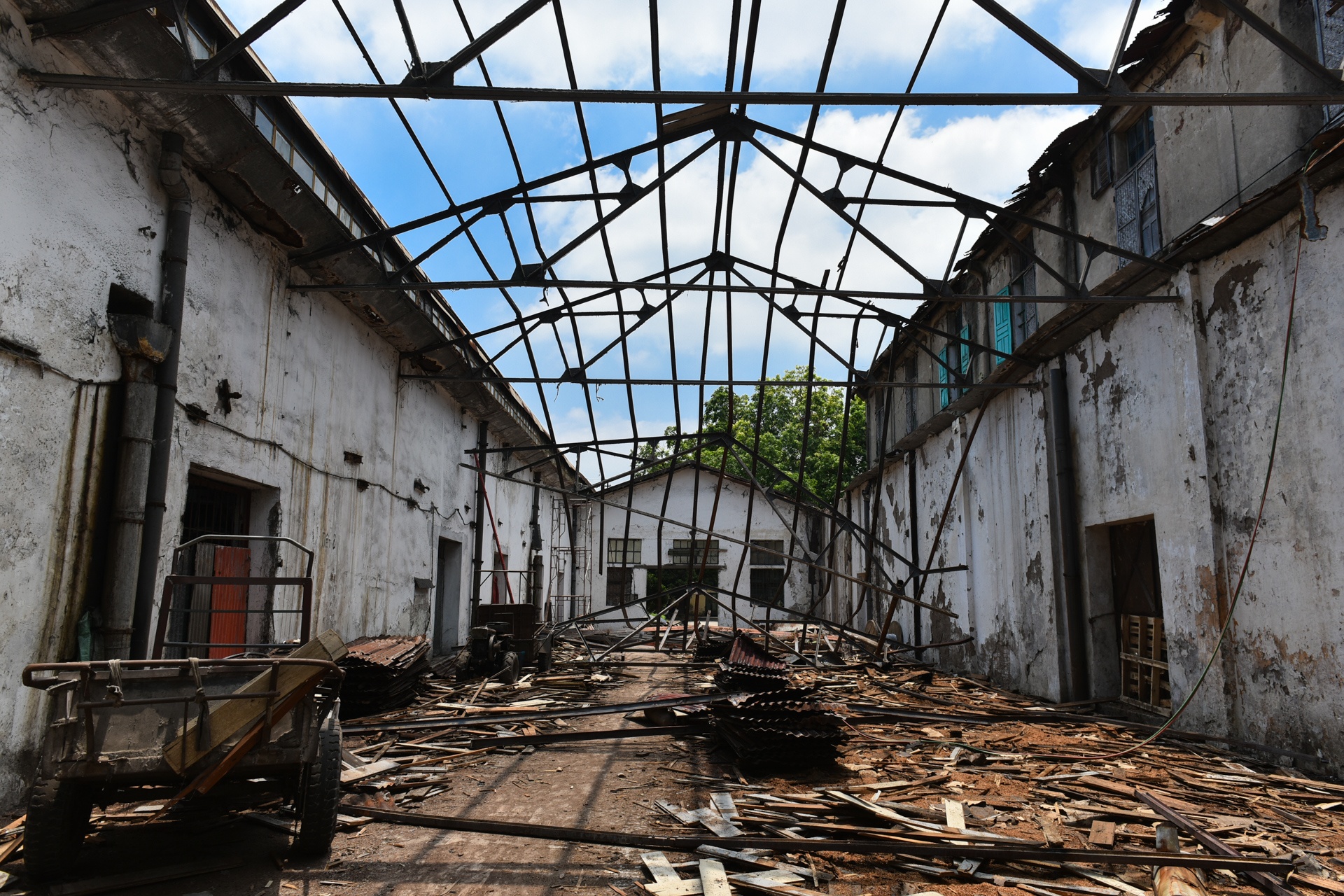 pha bo Nha may det Nam Dinh anh 10