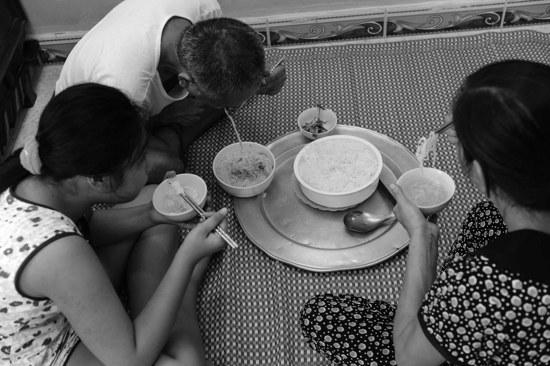 nguoi thuong binh tro ve tu coi chet anh 7