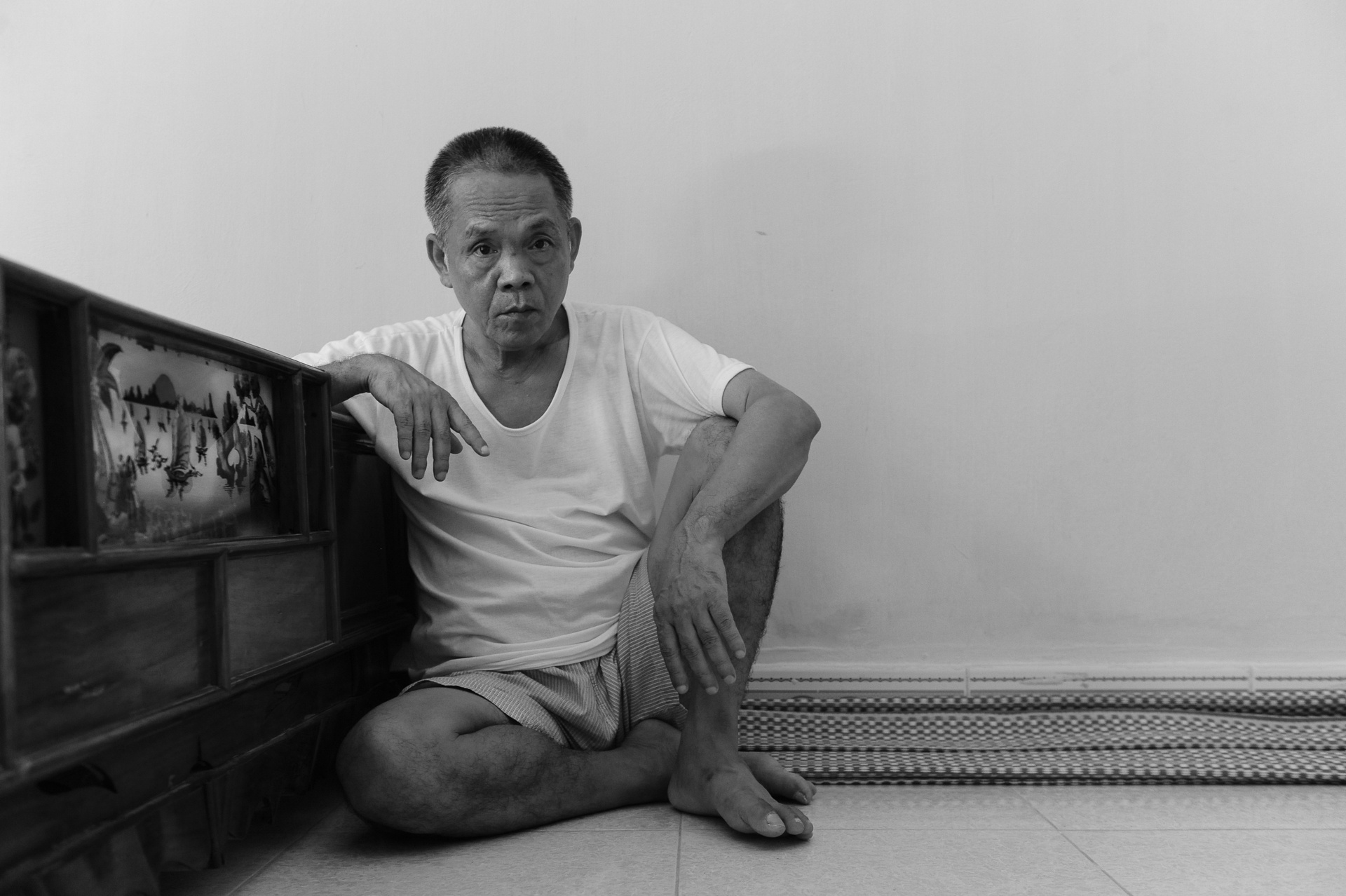 Nguoi thuong binh tro ve tu coi chet hinh anh
