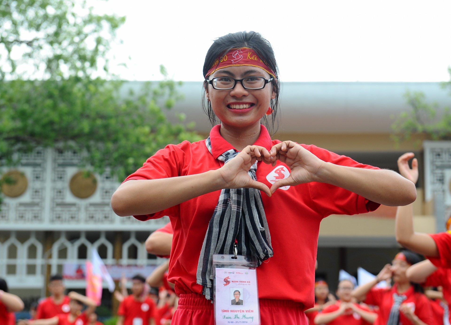 Nu cuoi, nuoc mat trong ngay hoi quan Hanh trinh Do hinh anh