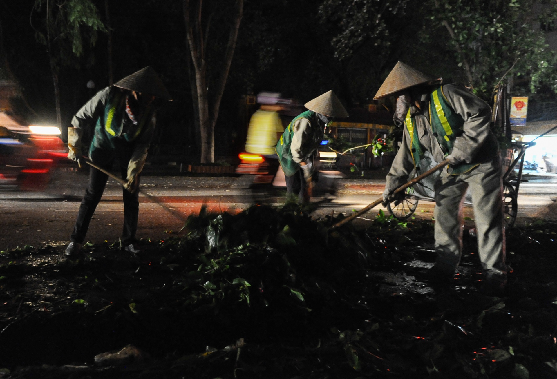 Nam Định chìm trong bóng tối ảnh 15 Nam Dinh chim trong bong toi anh 15