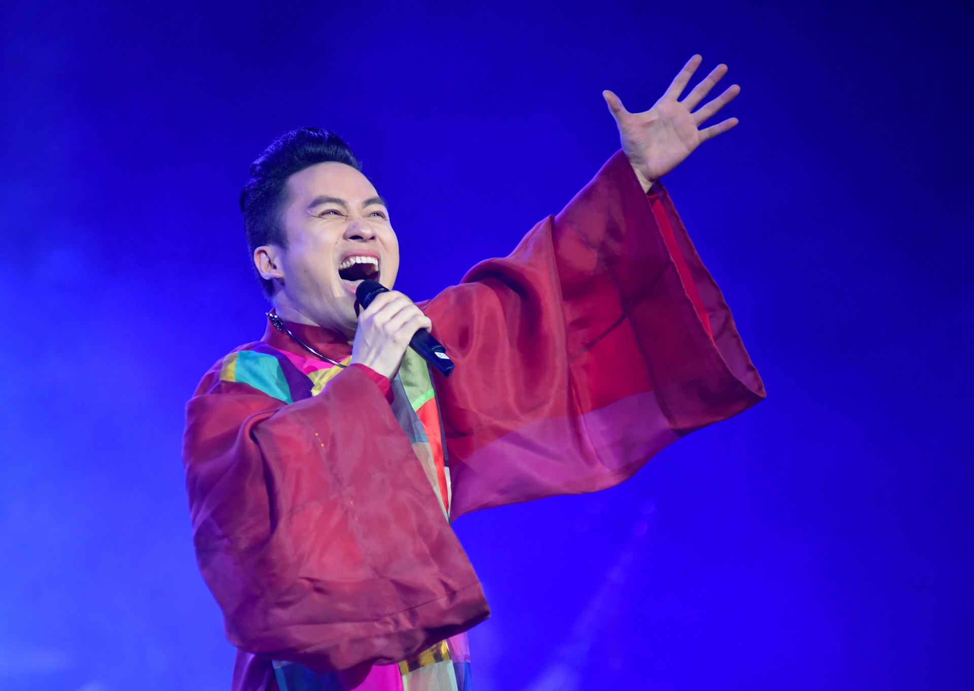 Siu Black tro lai anh 7