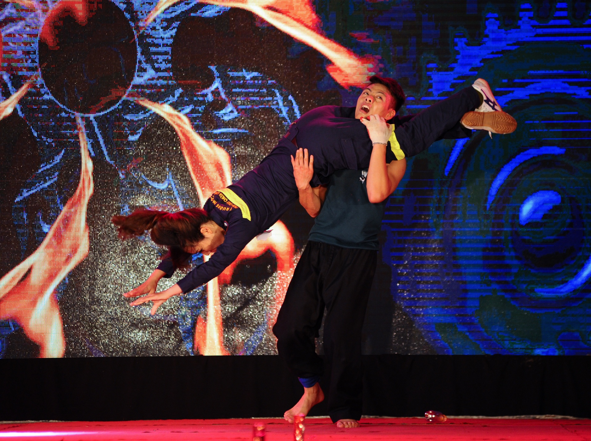 cap doi dep nhat dai hoc phong chay chua chay anh 10