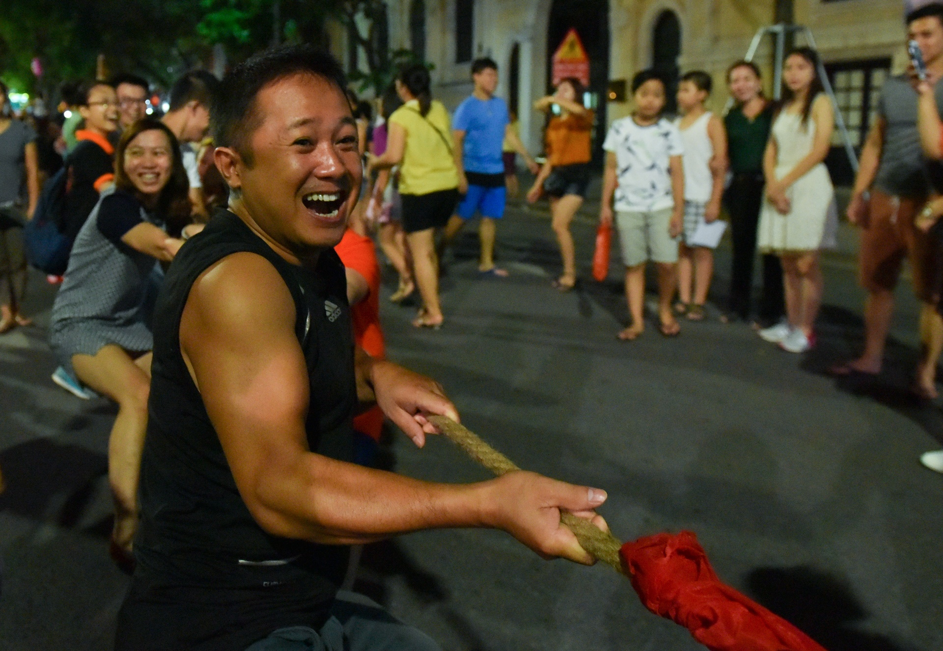 phố đi bộ bên hồ gươm ảnh 8 pho di bo ben ho guom anh 8