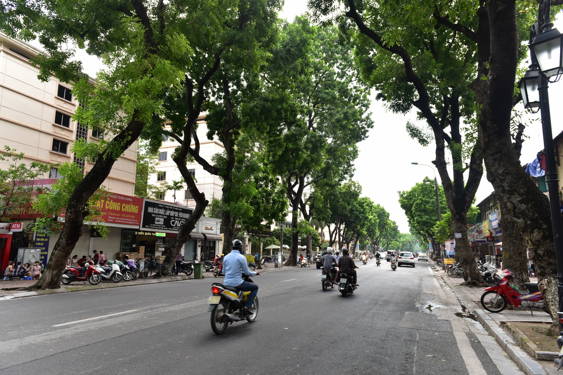 Ha Noi binh yen anh 1