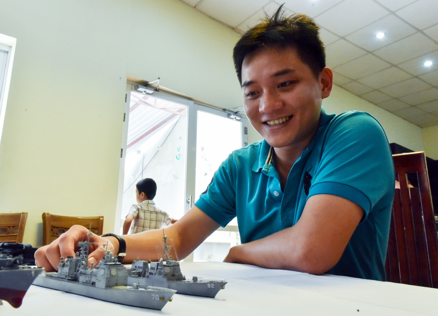 mo hinh quan su doc dao anh 3