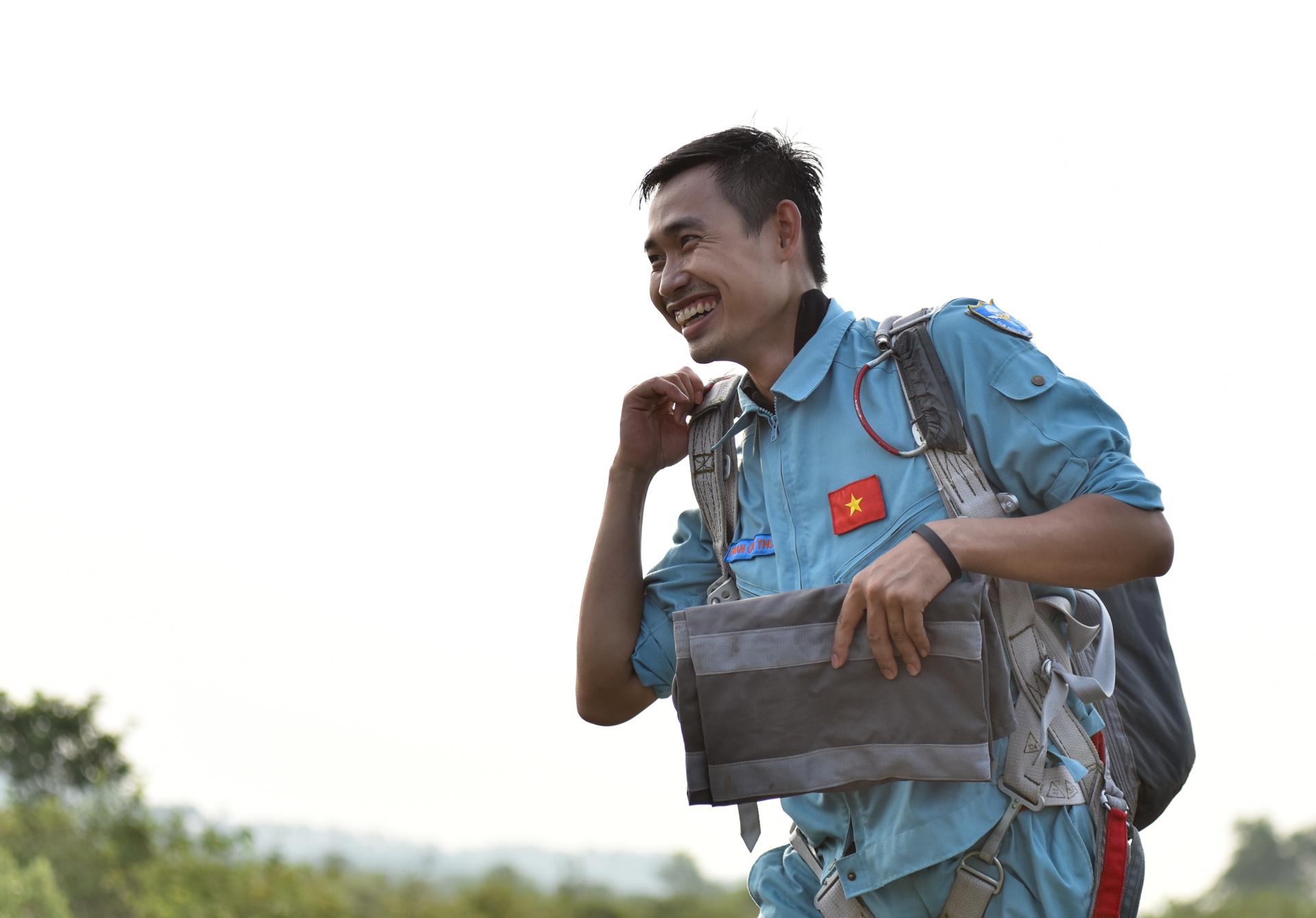 cau hon lang man truoc khi nhay du anh 10