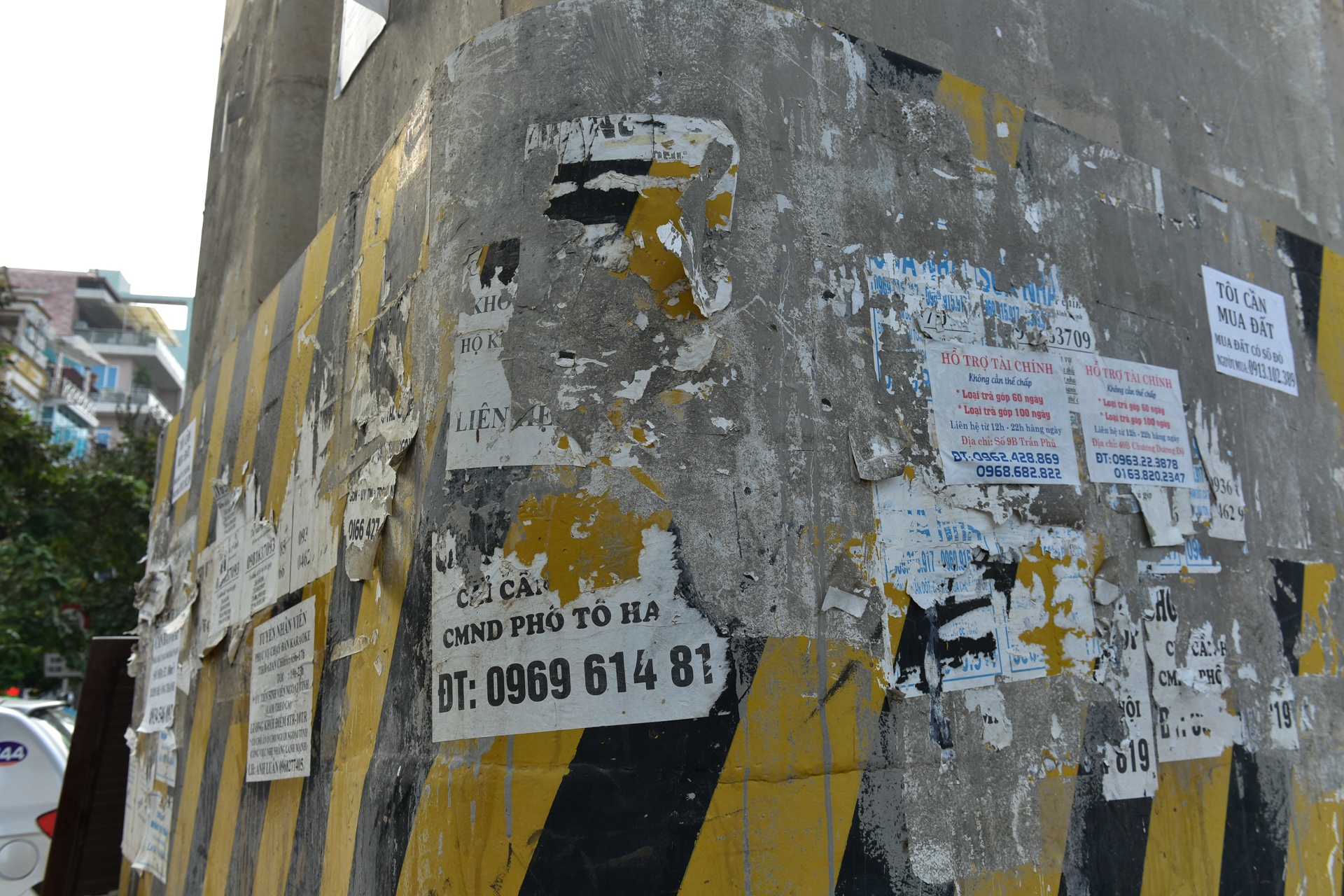 rao vat nham nho o tru duong sat tren cao anh 2