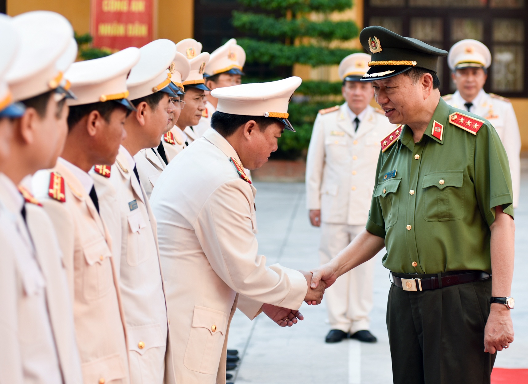 Hoc vien chinh tri cong an nhan dan anh 2