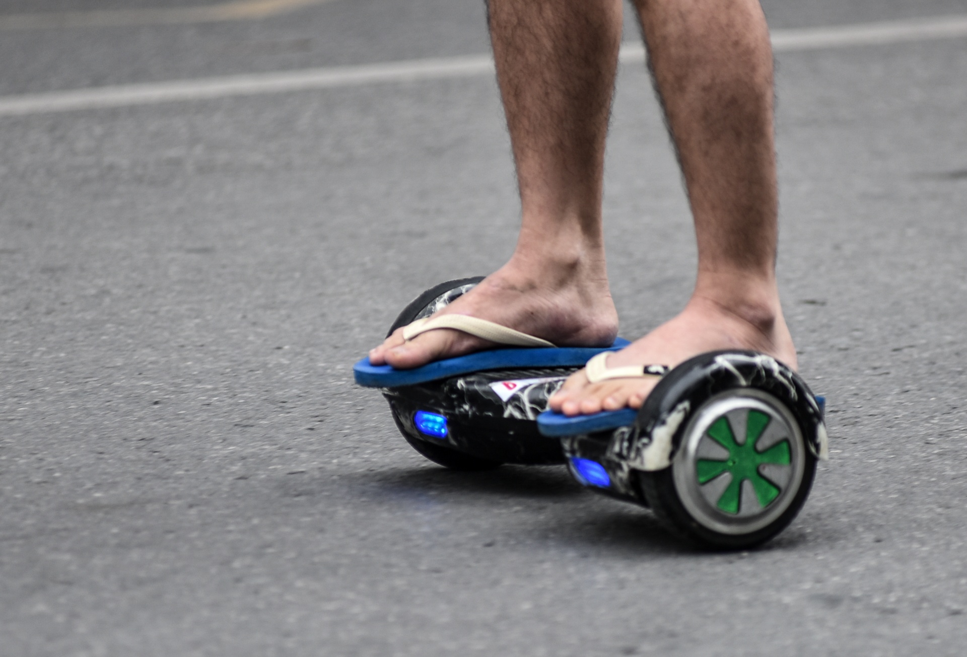 choi xe dien thang bang anh 4