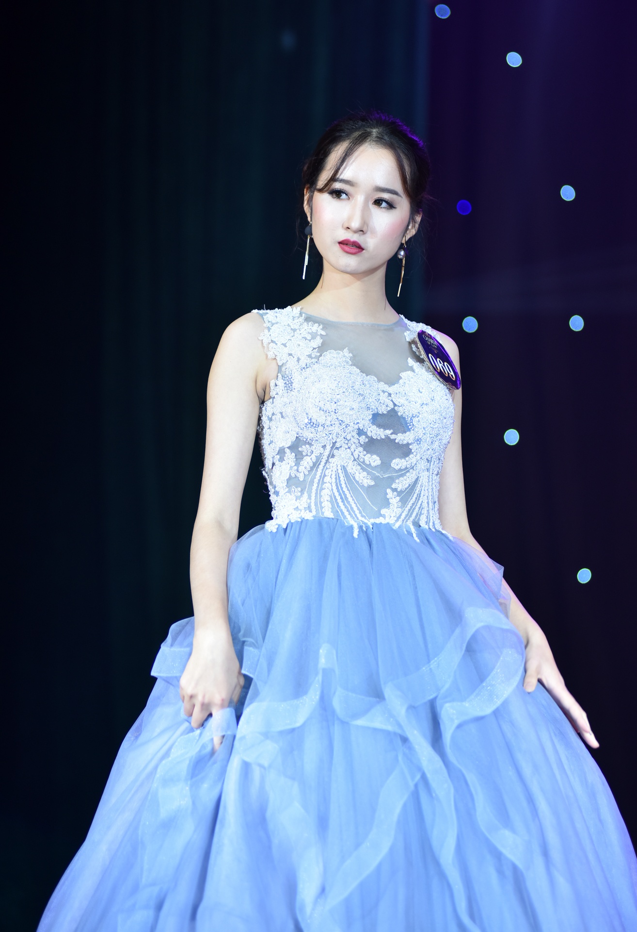 hoa khoi dai hoc Luat anh 10