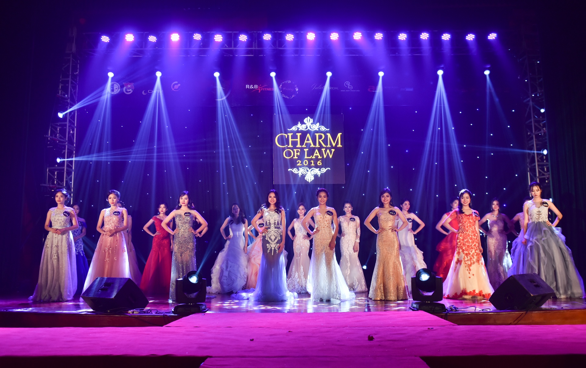 hoa khoi dai hoc Luat anh 1