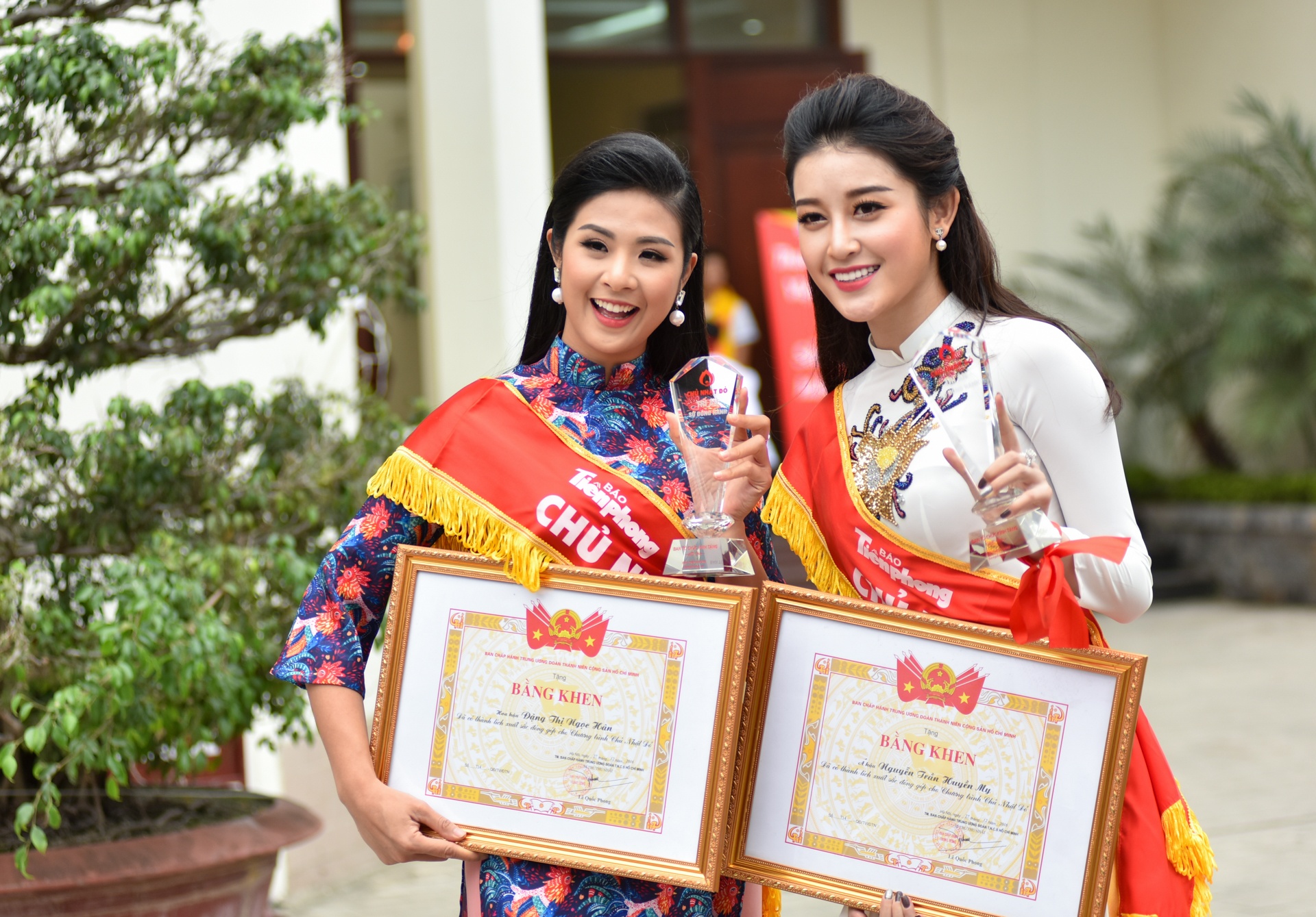 Ngọc Hân Thanh Tú hiến máu ảnh 10 Ngoc Han Thanh Tu hien mau anh 10
