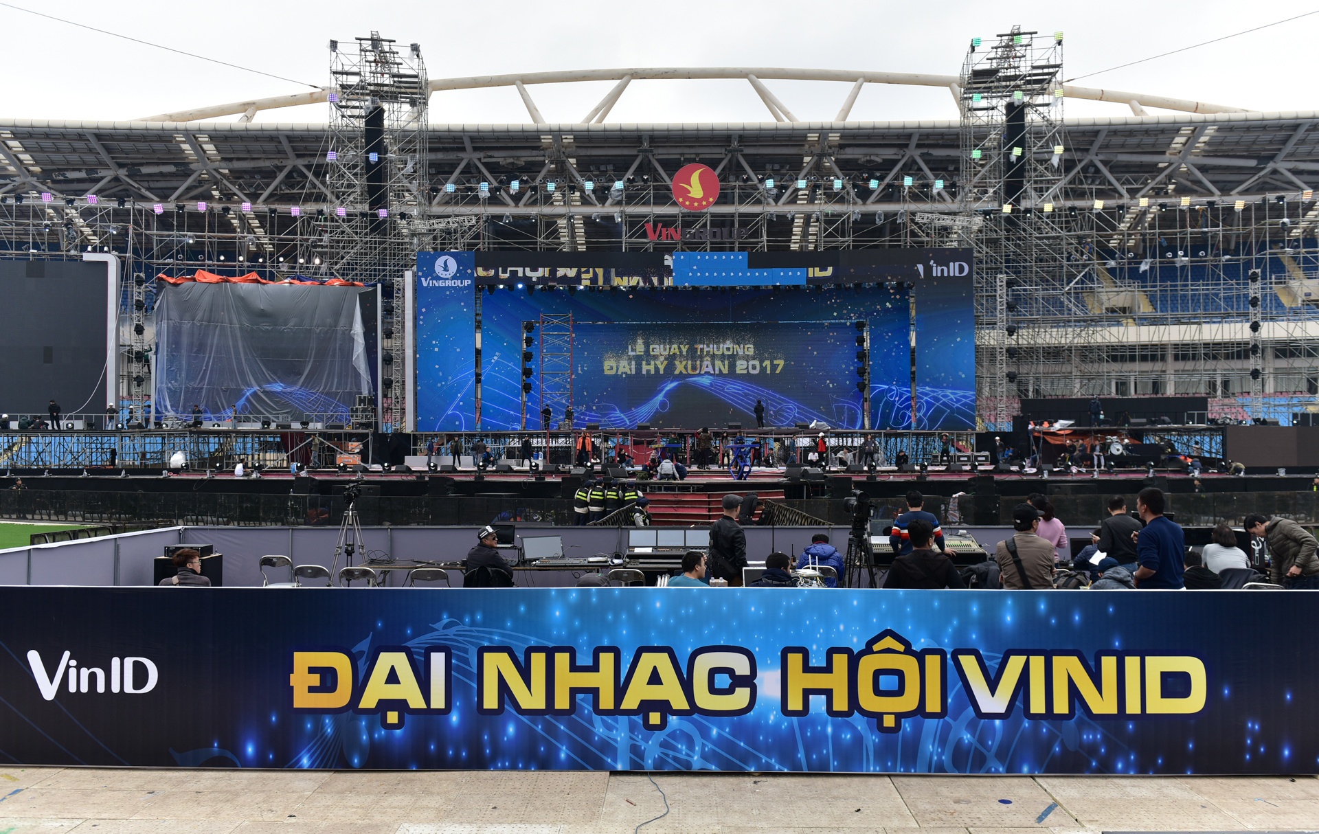 san khau dai hy xuan 2017 anh 12