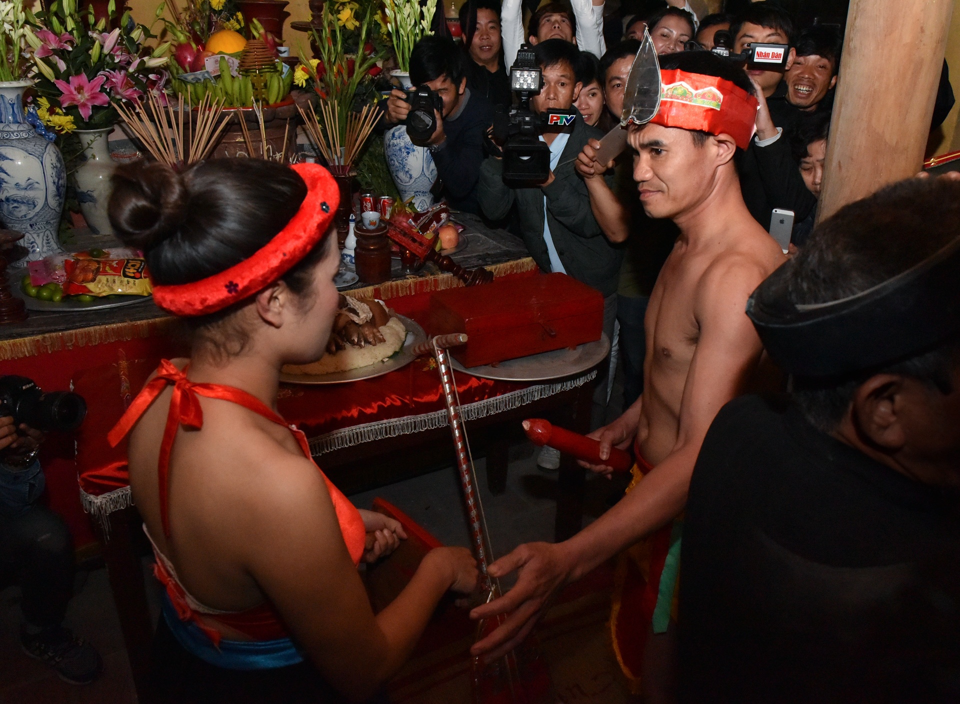 Le hoi linh tinh tinh phoc anh 9