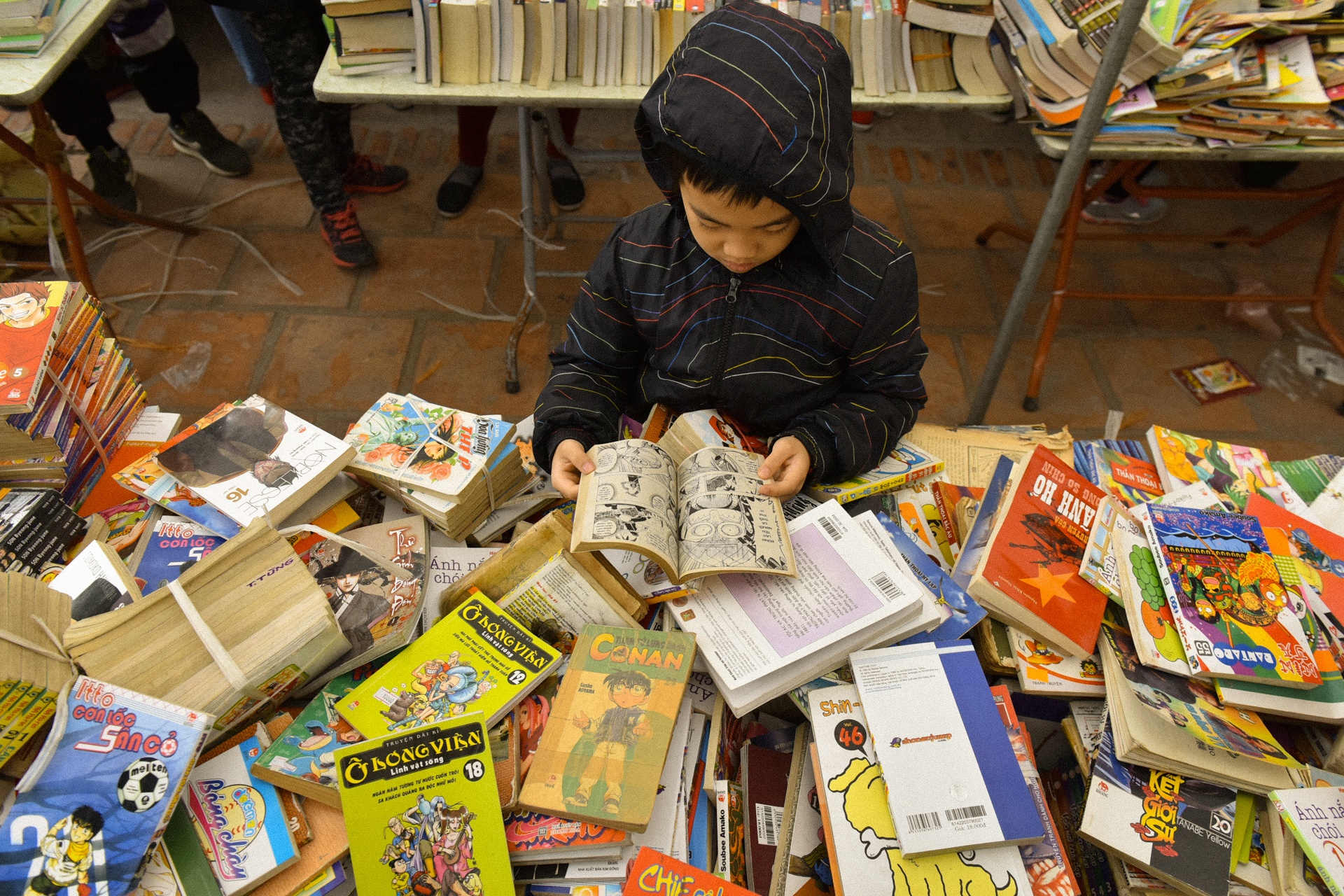 Hoi cho sach cu Ha Noi anh 11