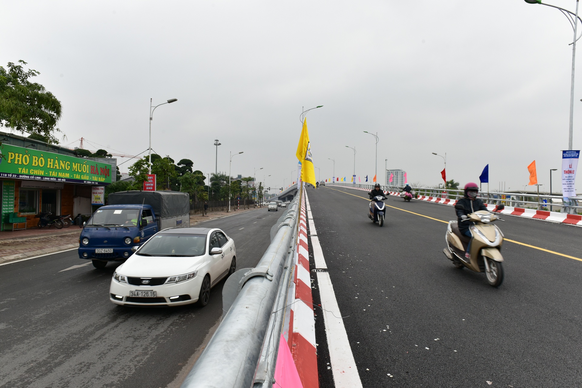 cau vuot tram ty o nut giao Co Linh anh 4