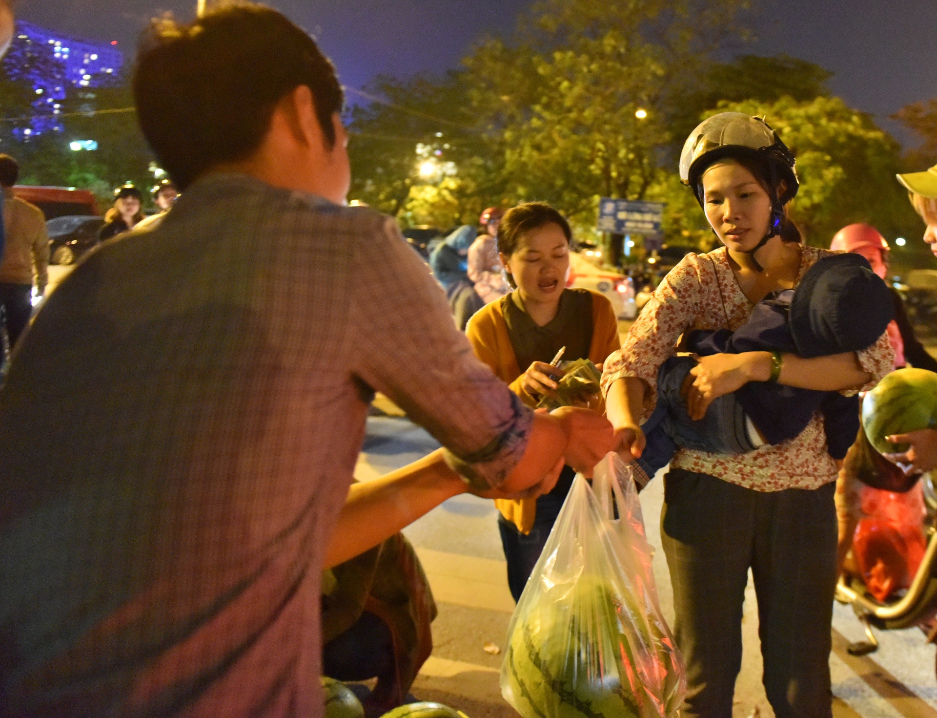 giai cuu dua hau anh 11